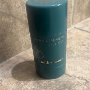 Milk &Honey natural deodorant